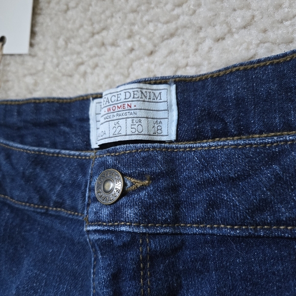 Fatface shorts - Picture 4 of 4